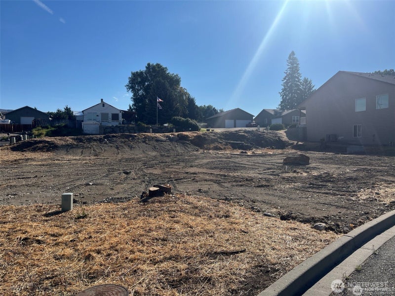 1066 Corum Circle