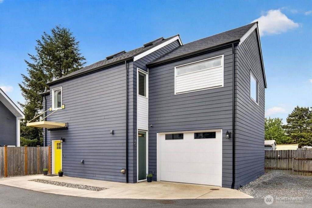 Photo of 17985 W Columbia Street, Monroe, WA 98272 (MLS # 2531112)