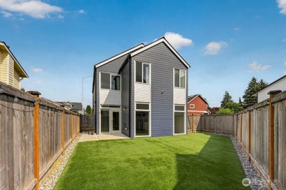 17985 W Columbia Street Monroe WA 98272