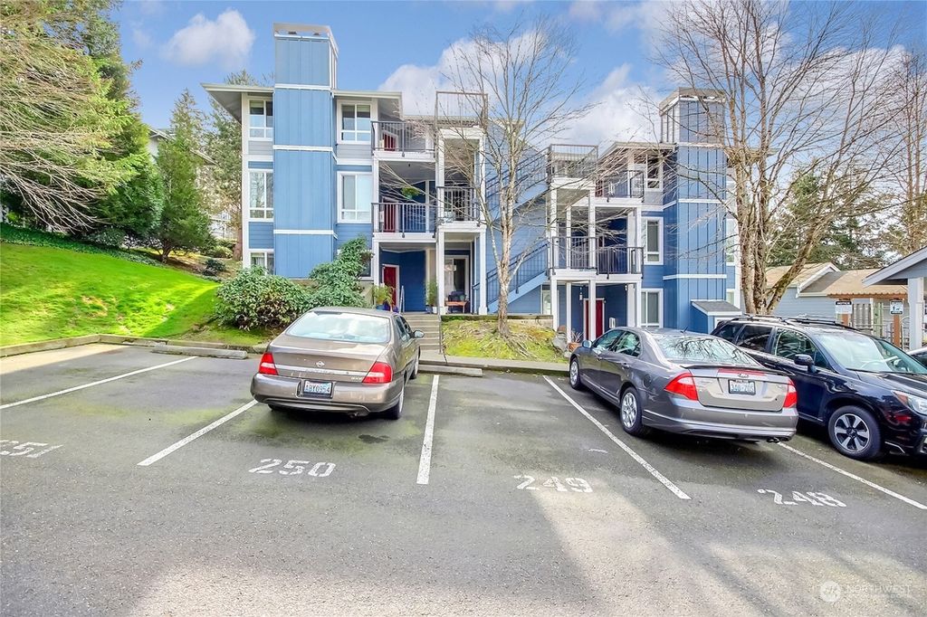 Photo of 3915 243rd Place SE #K301, Bothell, WA 98021 (MLS # 2042959)