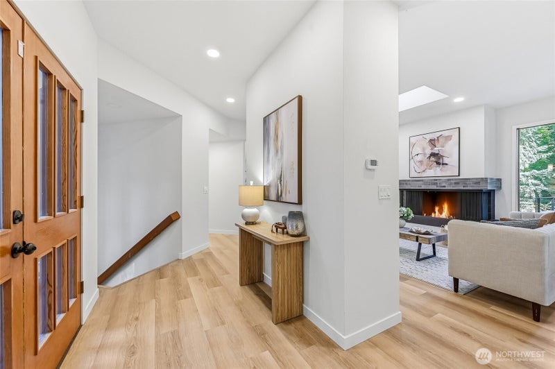 4200 W Lake Sammamish Parkway SE