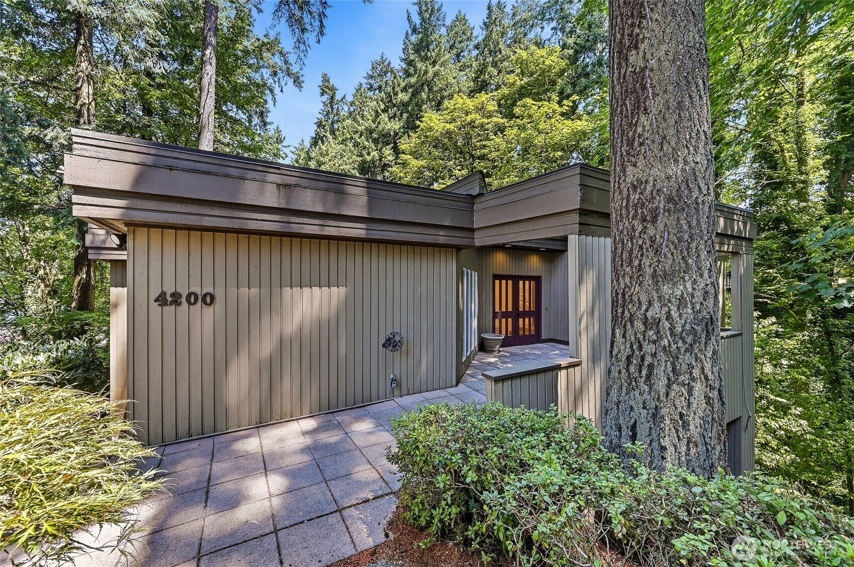 4200 W Lake Sammamish Parkway SE