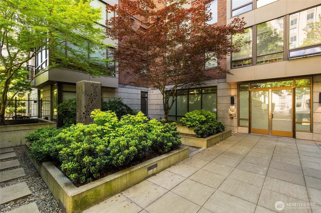 Photo of 4547 8th Avenue NE #310, Seattle, WA 98105 (MLS # 2532415)