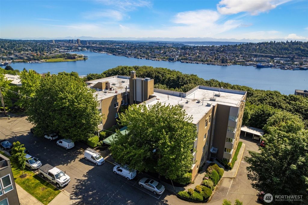 Photo of 1800 Taylor Avenue N #3, Seattle, WA 98109 (MLS # 2435847)