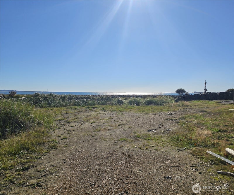 219 Marine View Drive SE