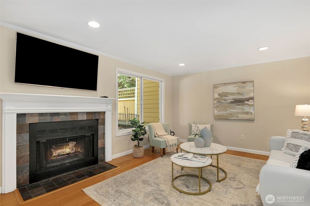 Photo of 11412 102nd Court NE, Kirkland, WA 98033 (MLS # 2448076)