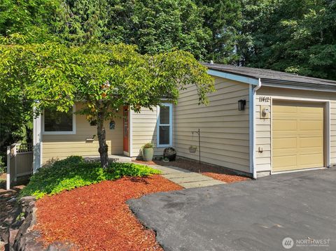Photo of 11412 102nd Court NE, Kirkland, WA 98033 (MLS # 2448076)