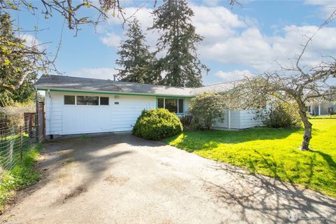 Photo of 2202 Mill Avenue, Bellingham, WA 98225 (MLS # 2504341)