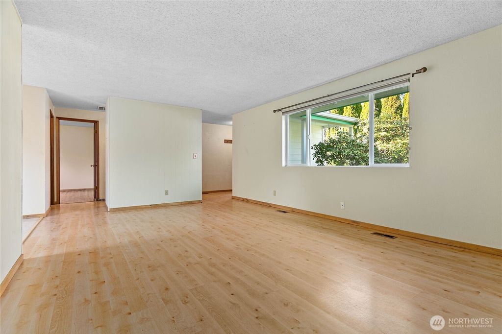 Photo of 2202 Mill Avenue, Bellingham, WA 98225 (MLS # 2504341)