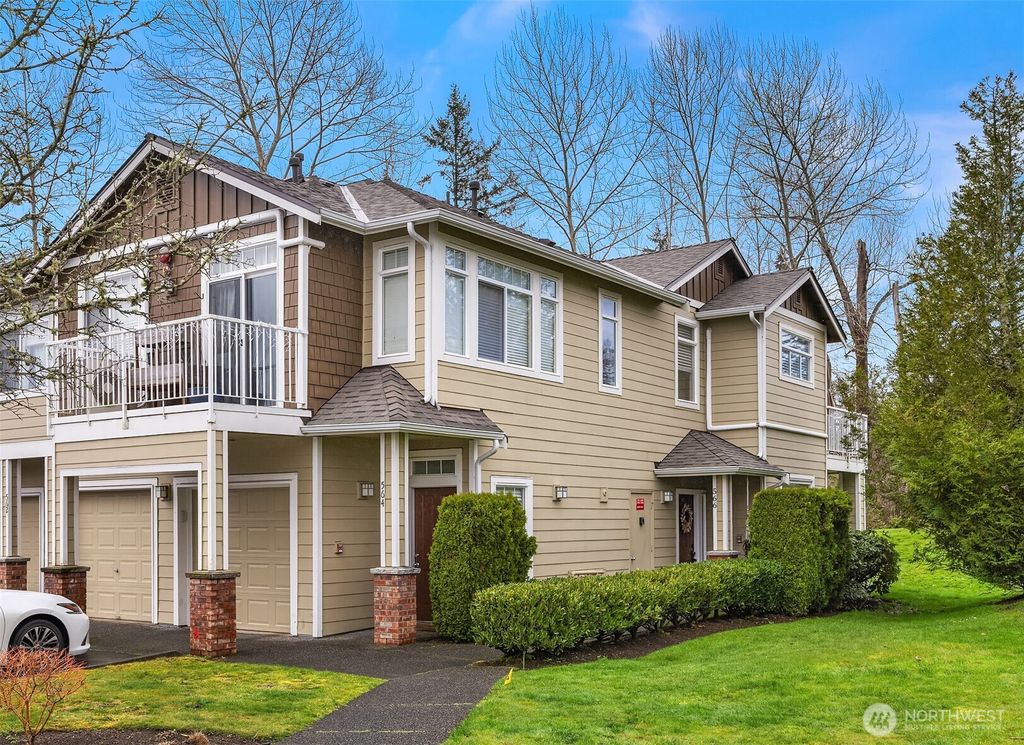 Photo of 566 241st Lane SE, Sammamish, WA 98074 (MLS # 2512712)
