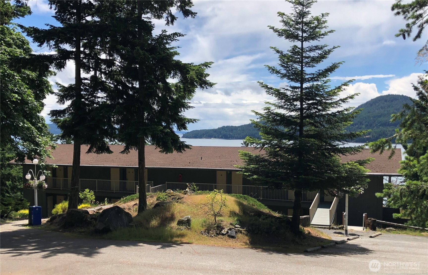 2087 Rosario Road