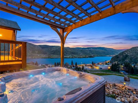 Photo of 1024 Columbia Point, Entiat, WA 98822 (MLS # 2500048)