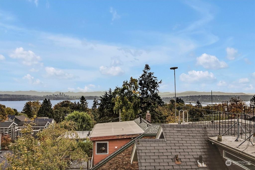 Photo of 3008 S Washington Street, Seattle, WA 98144 (MLS # 2305596)