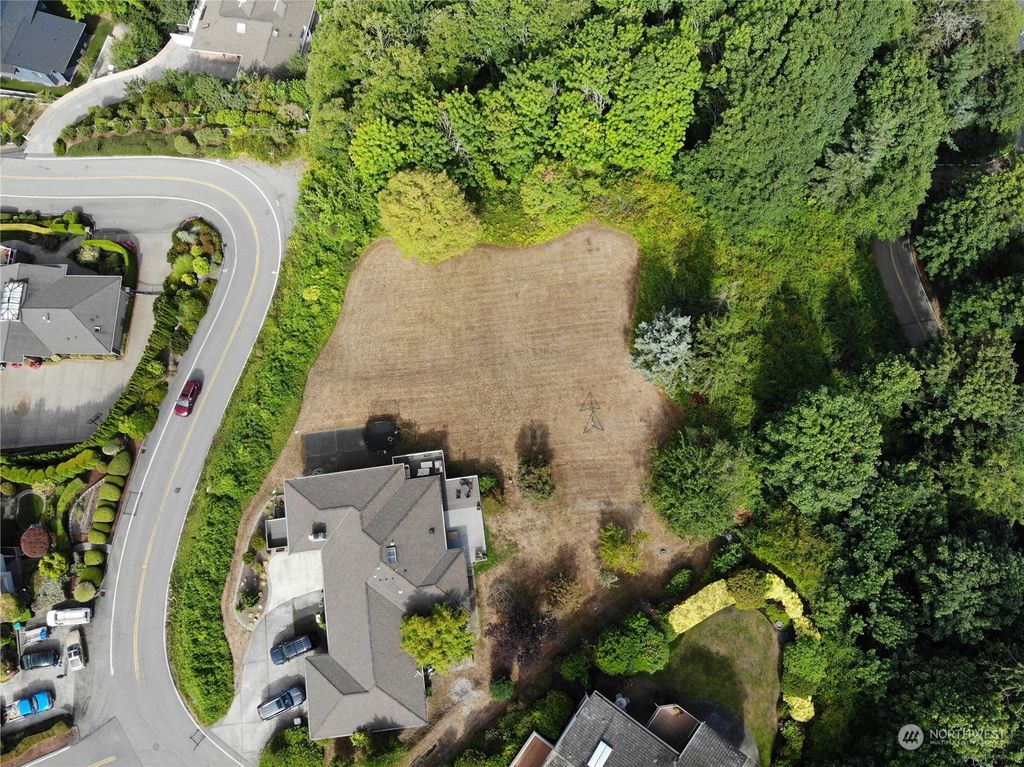 Photo of 9 92nd Street SW, Mukilteo, WA 98275 (MLS # 2150049)