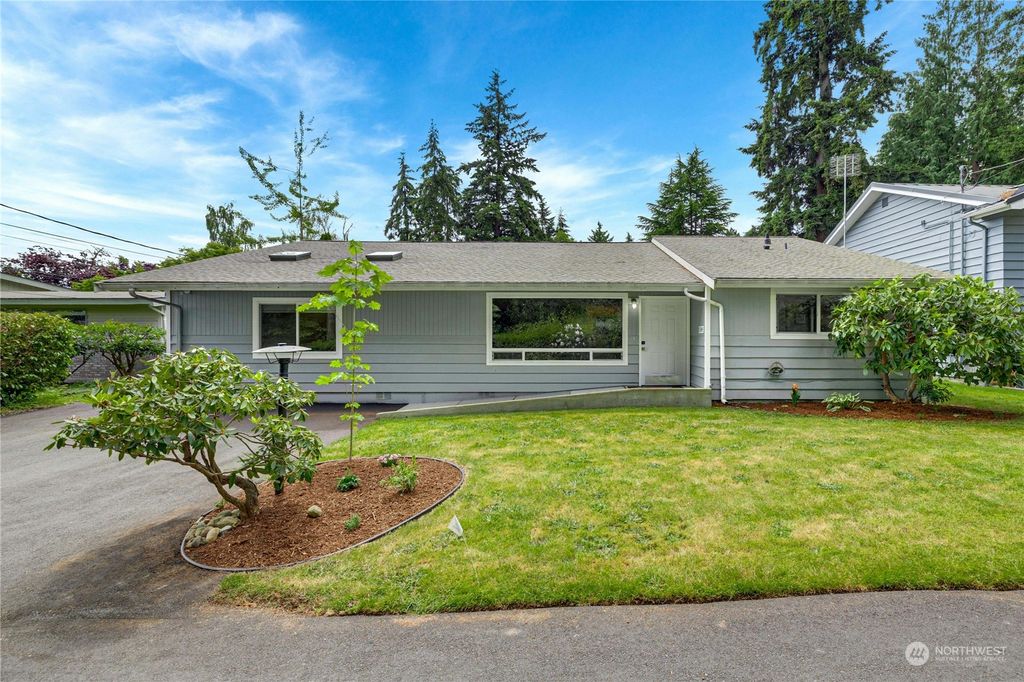 Photo of 13345 3rd Avenue NE, Seattle, WA 98125 (MLS # 2254253)