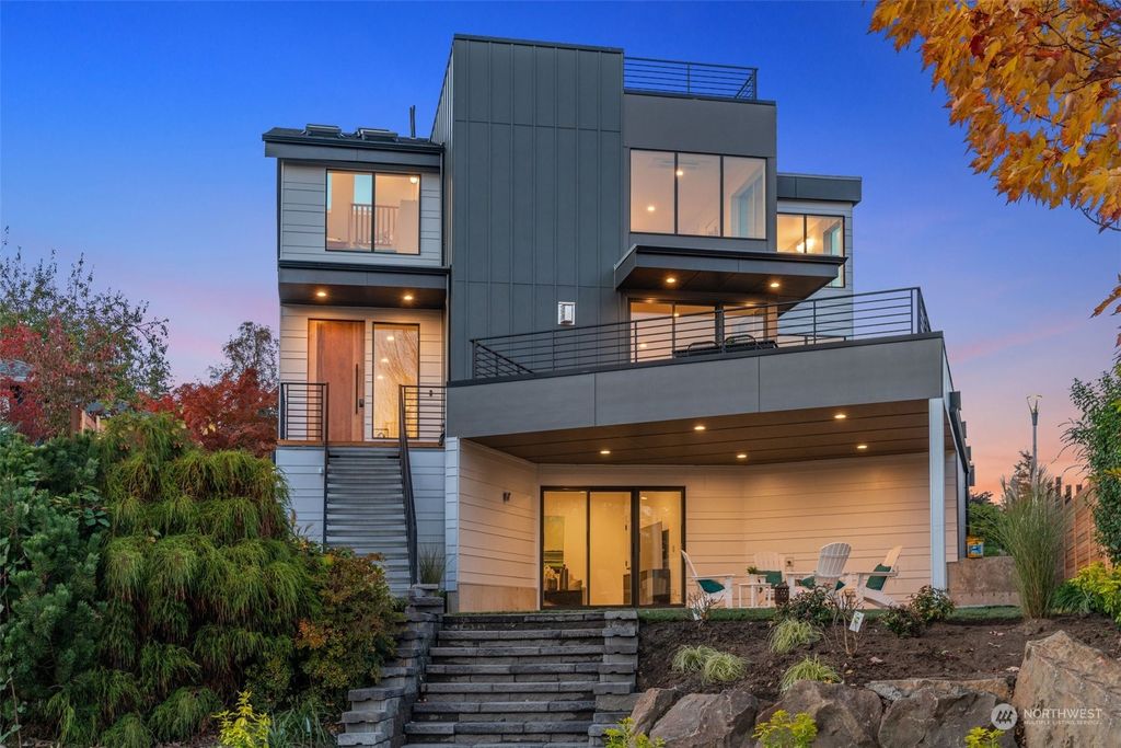 Photo of 5300 NE 67th Street, Seattle, WA 98115 (MLS # 2074190)