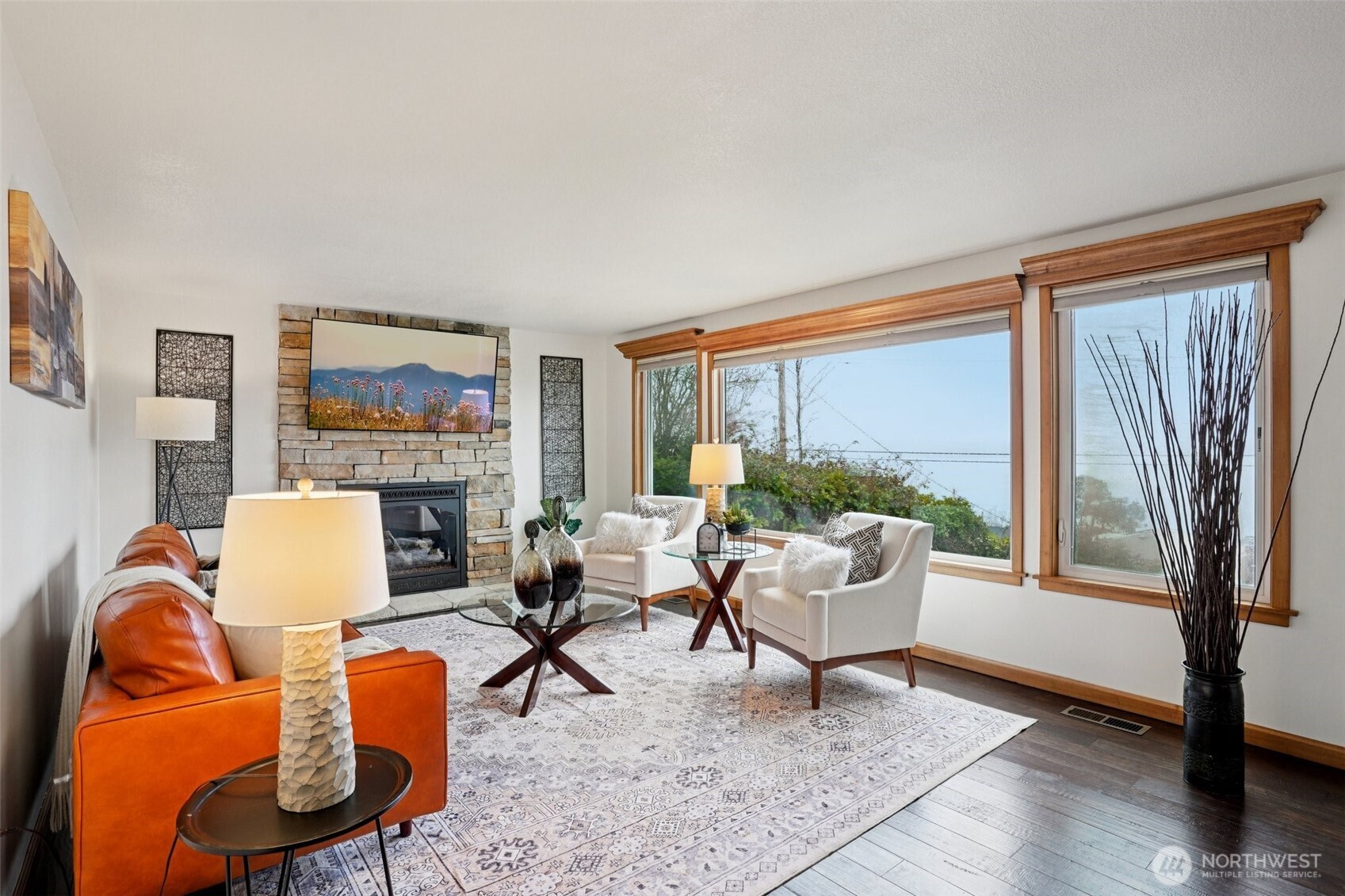 6111 Hawthorne Terrace NE NE