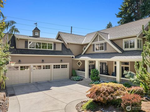 Photo of 805 92nd Avenue NE, Bellevue, WA 98004 (MLS # 2421498)