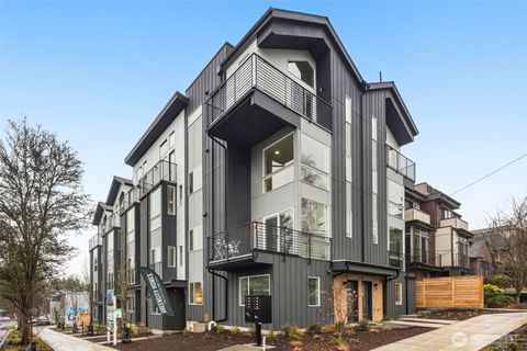 2017 W Bertona Street Seattle WA 98199