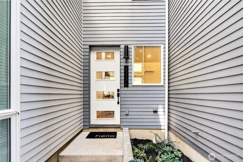 Photo of 6320 41st Avenue SW #B, Seattle, WA 98136 (MLS # 2496150)