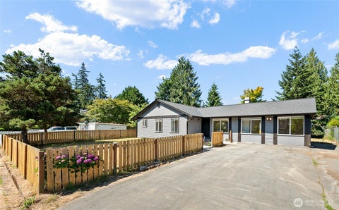 Photo of 6914 21st Drive NE, Marysville, WA 98271 (MLS # 2552754)