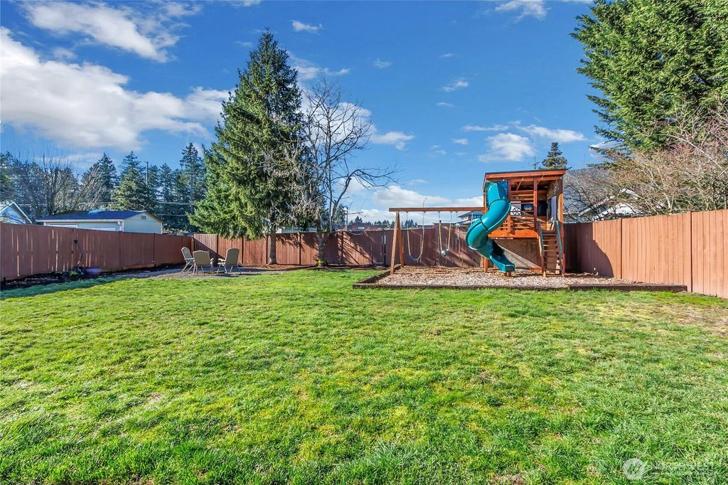 Photo of 18826 103rd Avenue E, Puyallup, WA 98374 (MLS # 2480815)