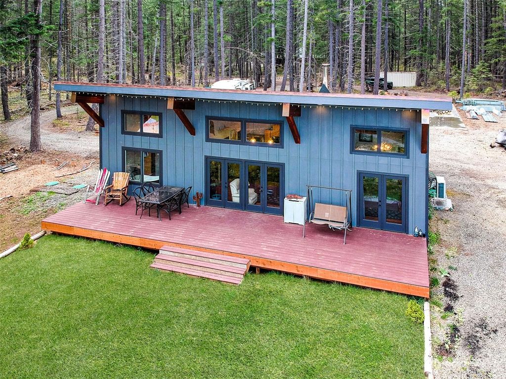 Photo of 330 Silver Trail Lane, Easton, WA 98925 (MLS # 2510346)