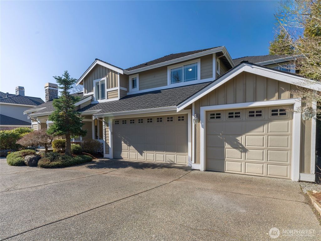 Photo of 23911 SE 8th Place, Sammamish, WA 98075 (MLS # 2331722)