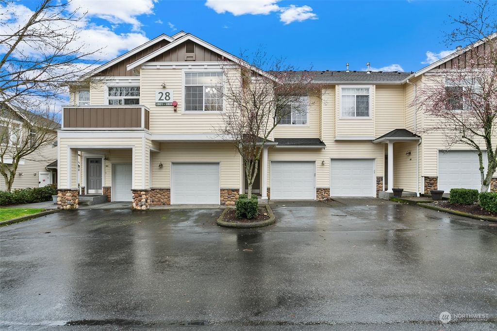 Photo of 1855 Trossachs Boulevard SE #2806, Sammamish, WA 98075 (MLS # 2203655)