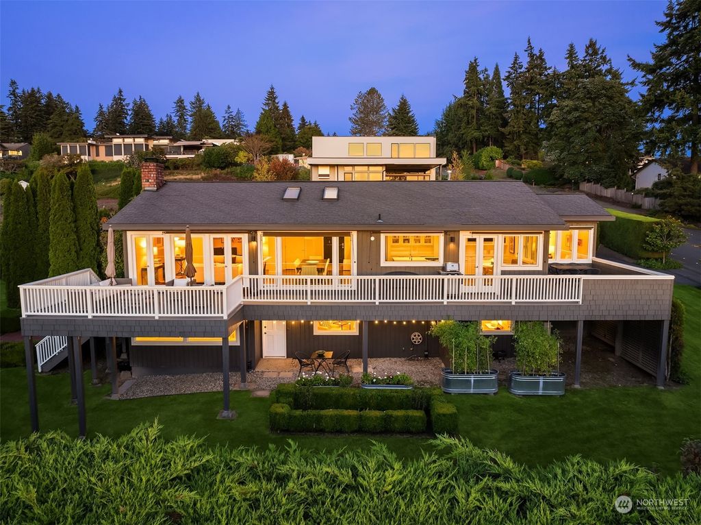 Photo of 8780 NE 20th Street, Clyde Hill, WA 98004 (MLS # 2297336)