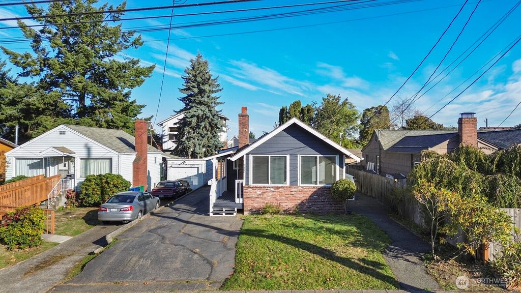Photo of 120 N 80th Street, Seattle, WA 98103 (MLS # 2446899)