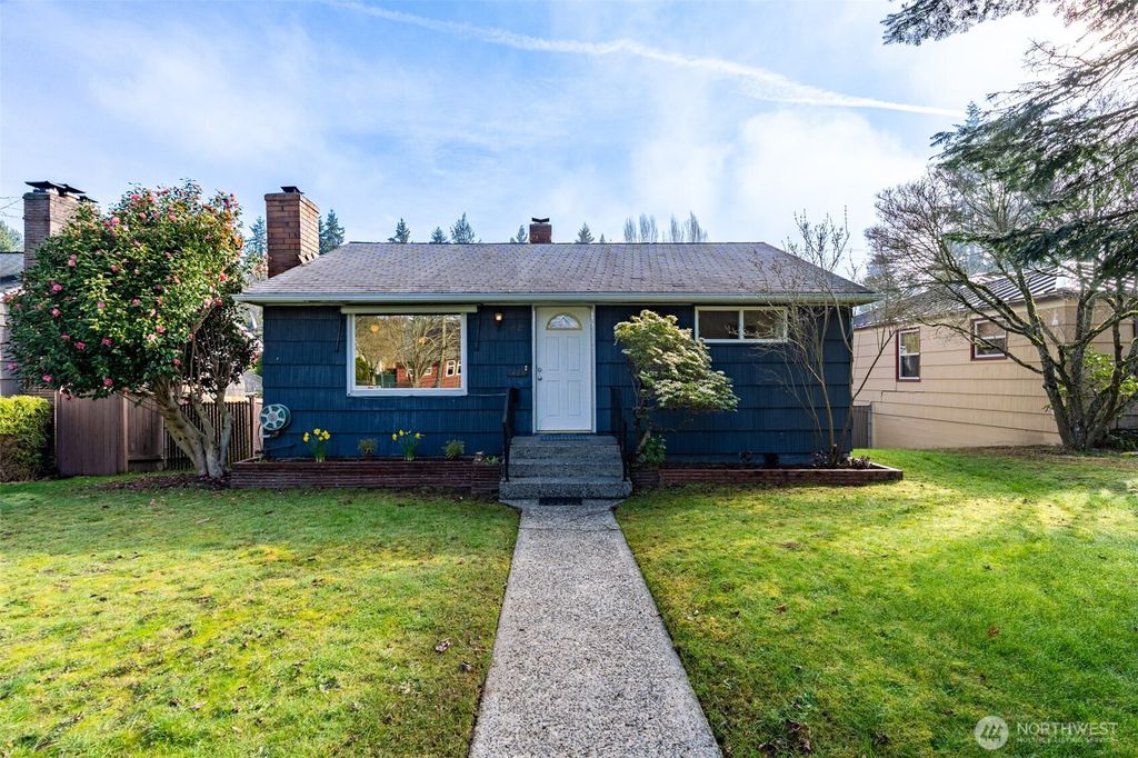 Photo of 3828 48th Avenue SW, Seattle, WA 98116 (MLS # 2486576)