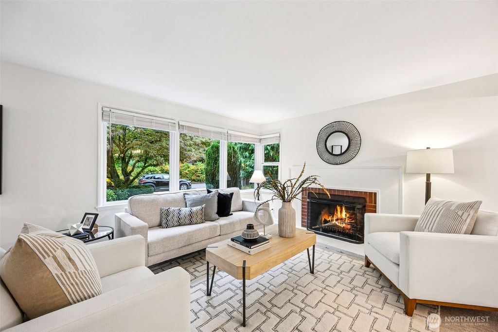Photo of 4715 NE 54th Street, Seattle, WA 98105 (MLS # 2422203)