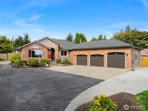 Photo of 18226 Baldwin Road, Bothell, WA 98012 (MLS # 2572181)