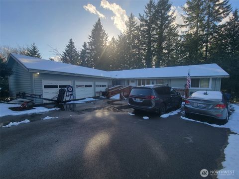 Photo of 14600 SE 181st Street, Renton, WA 98058 (MLS # 2493266)