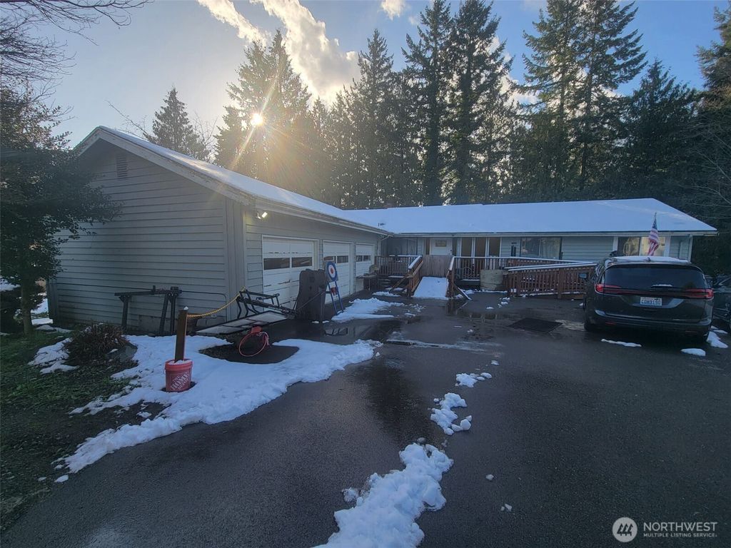 Photo of 14600 SE 181st Street, Renton, WA 98058 (MLS # 2493266)