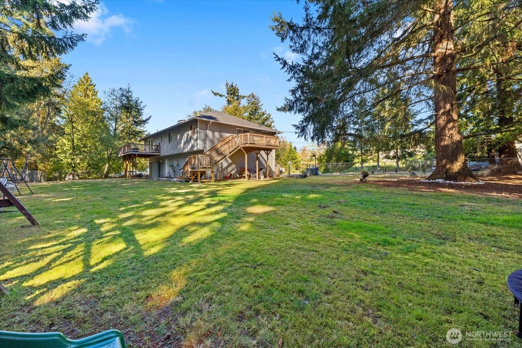 Photo of 1908 Oak Road, Lynnwood, WA 98087 (MLS # 2584045)