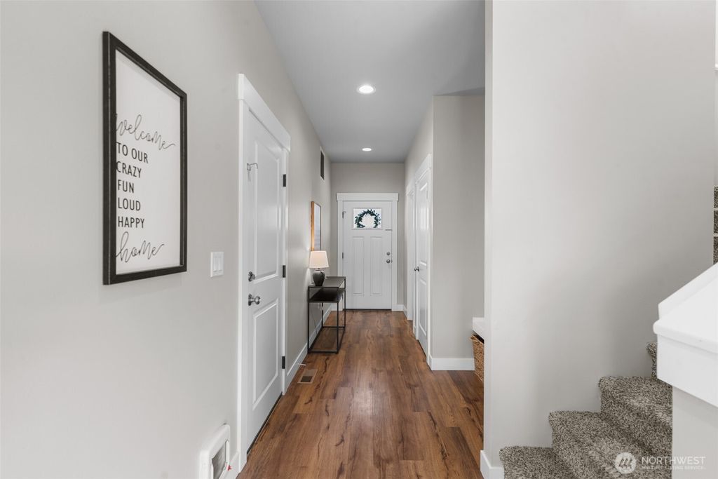 Photo of 2250 SE Treat Street, East Wenatchee, WA 98802 (MLS # 2508423)