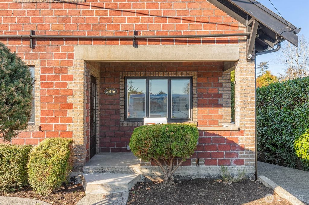 Photo of 3816 S Eddy Street, Seattle, WA 98118 (MLS # 2446980)