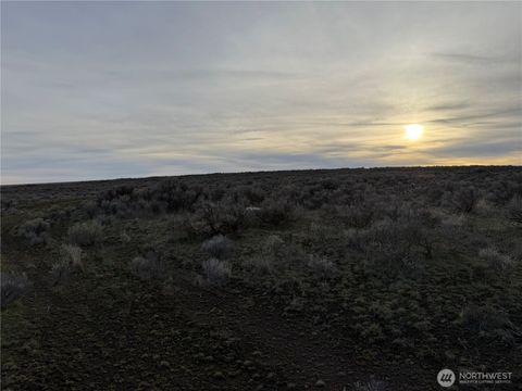 Photo of 0 15.6 Road, Wilson Creek, WA 98860 (MLS # 2469163)