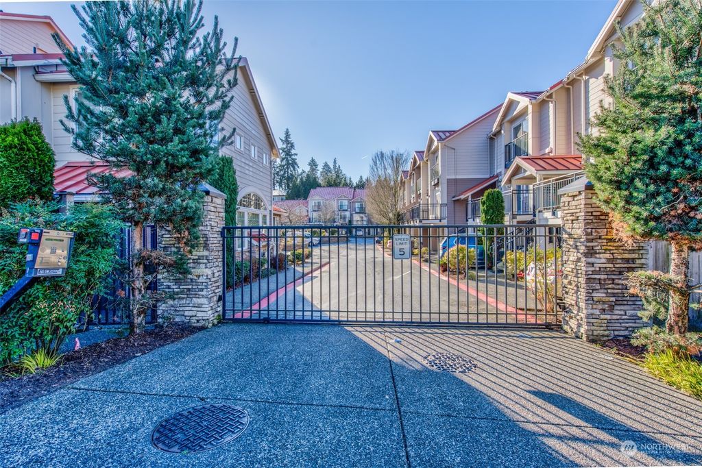 Photo of 12735 SE 41st Place #102, Bellevue, WA 98006 (MLS # 2330960)