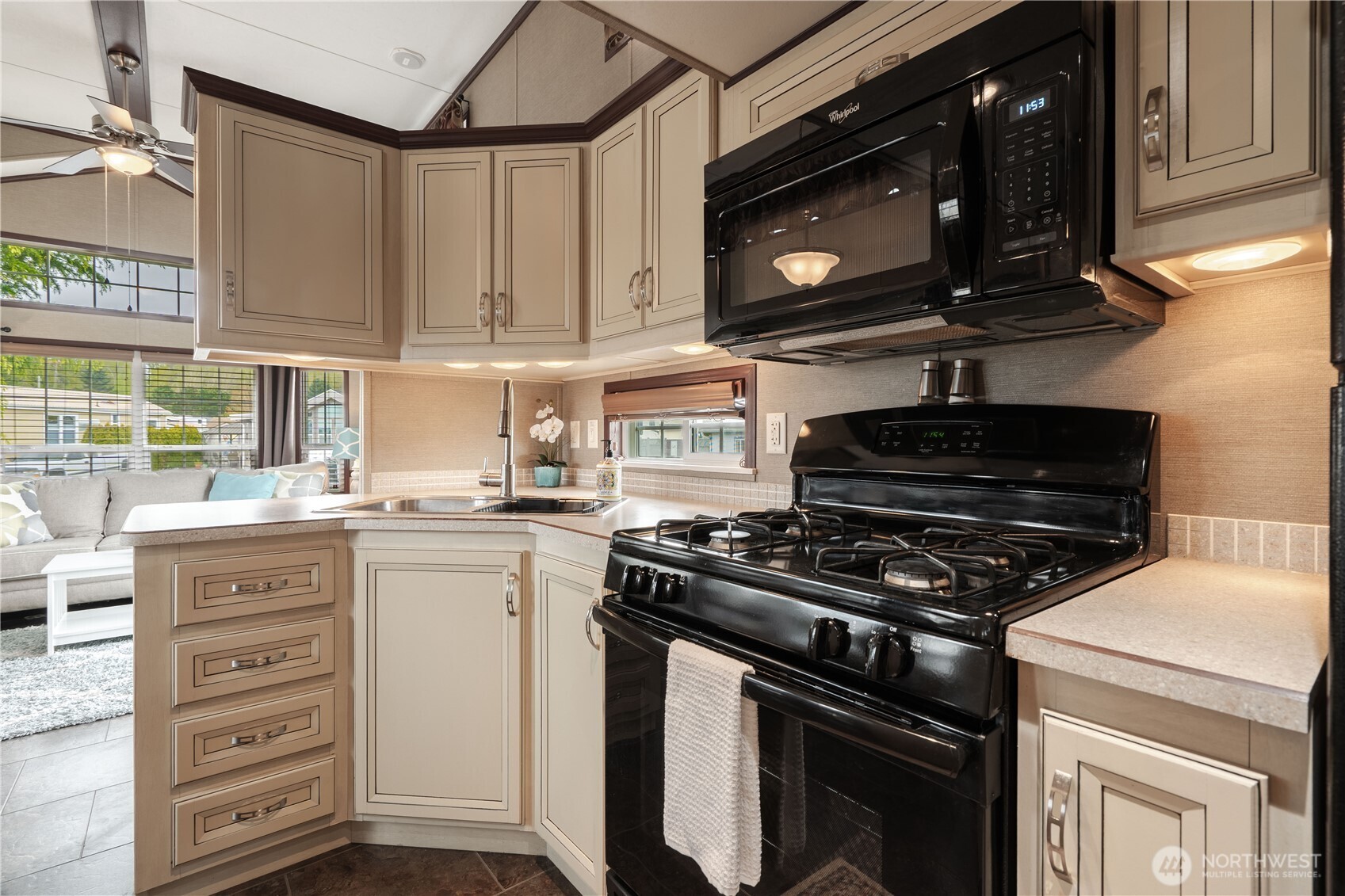 4751 Birch Bay Lynden Road 123