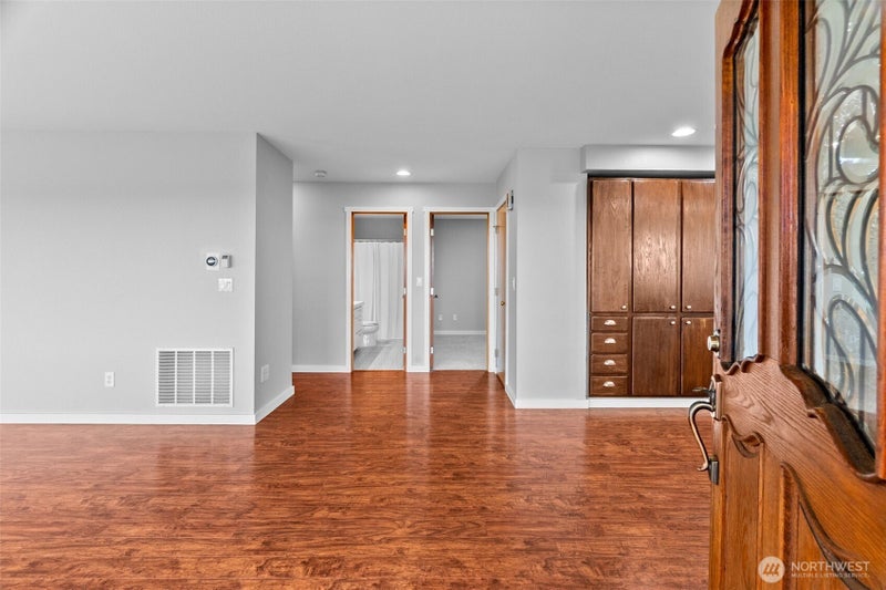 2025 5th Street SE
