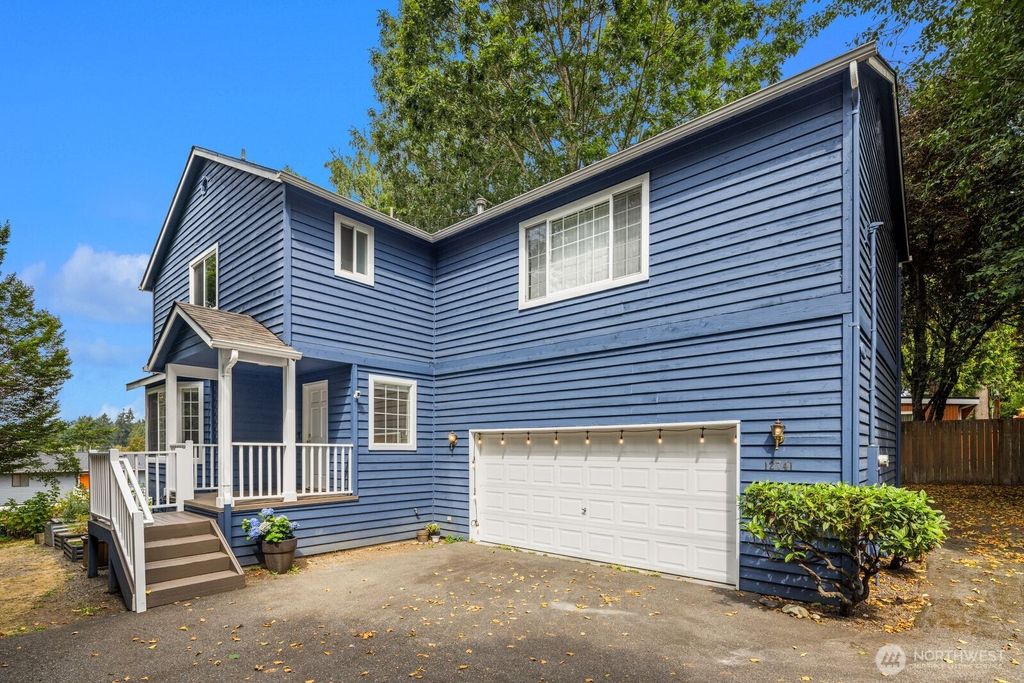 Photo of 12741 37th Avenue NE, Seattle, WA 98125 (MLS # 2435075)
