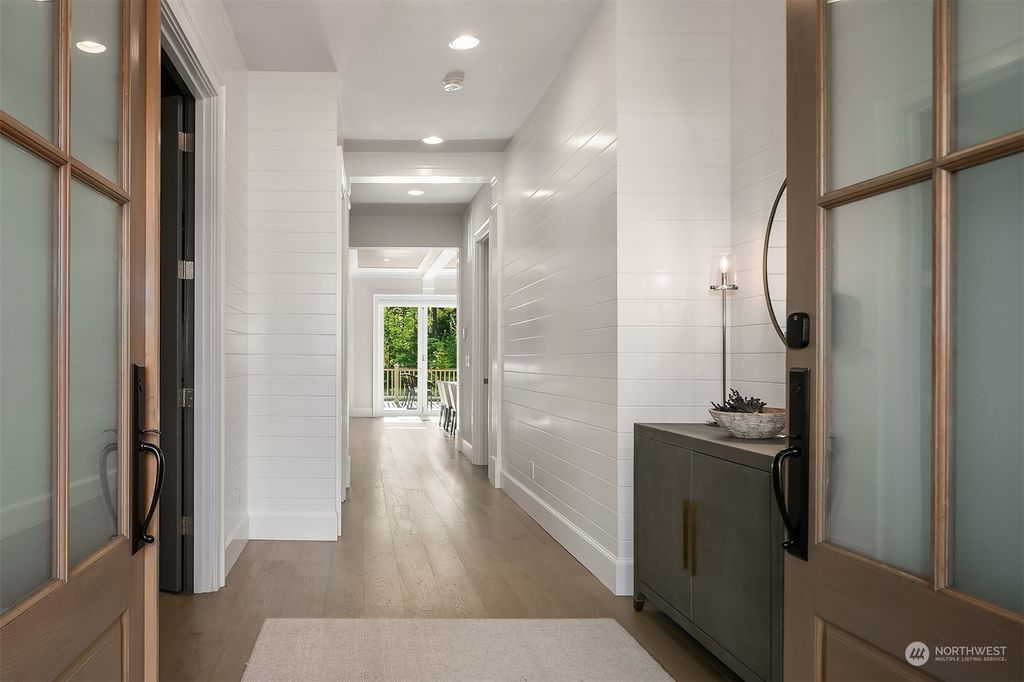 Photo of 2427 109th Avenue SE, Bellevue, WA 98004 (MLS # 2144404)