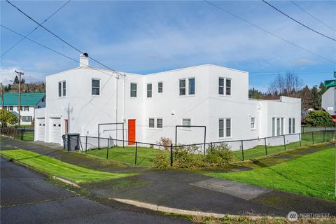 Photo of 304 Emerson Avenue, Hoquiam, WA 98550 (MLS # 2457525)