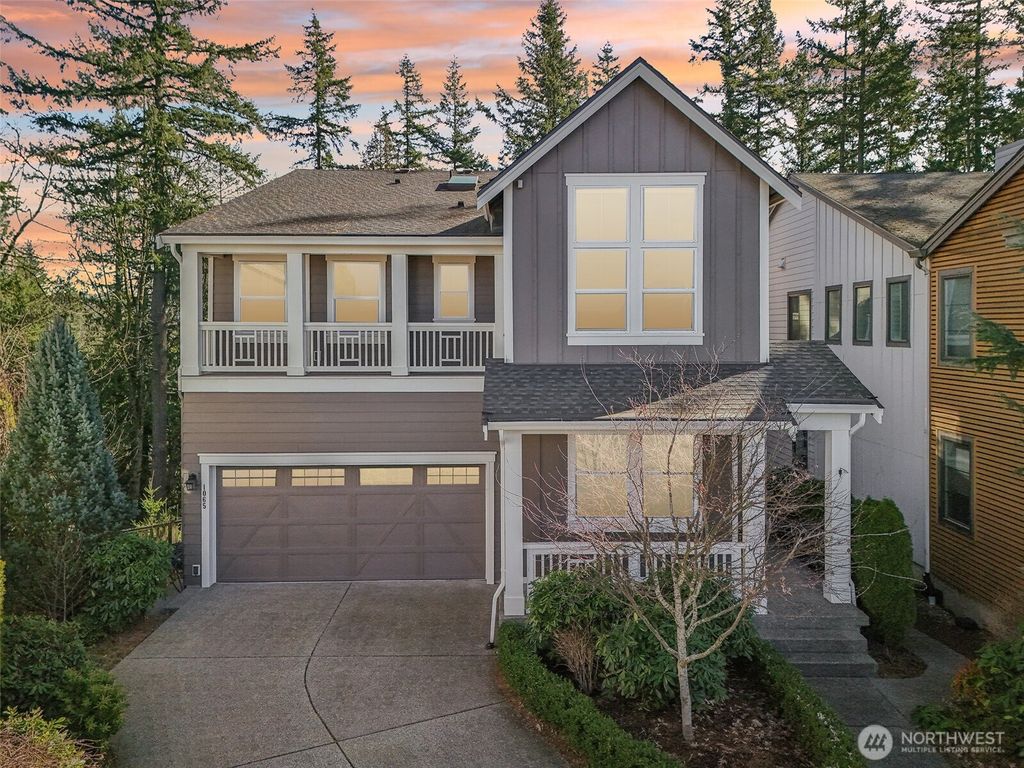 Photo of 1065 Pine Crest Circle NE, Issaquah, WA 98029 (MLS # 2335414)