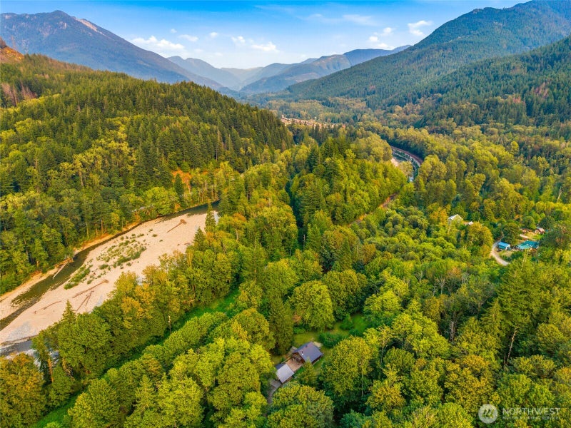 71509 NE Old Cascade Highway