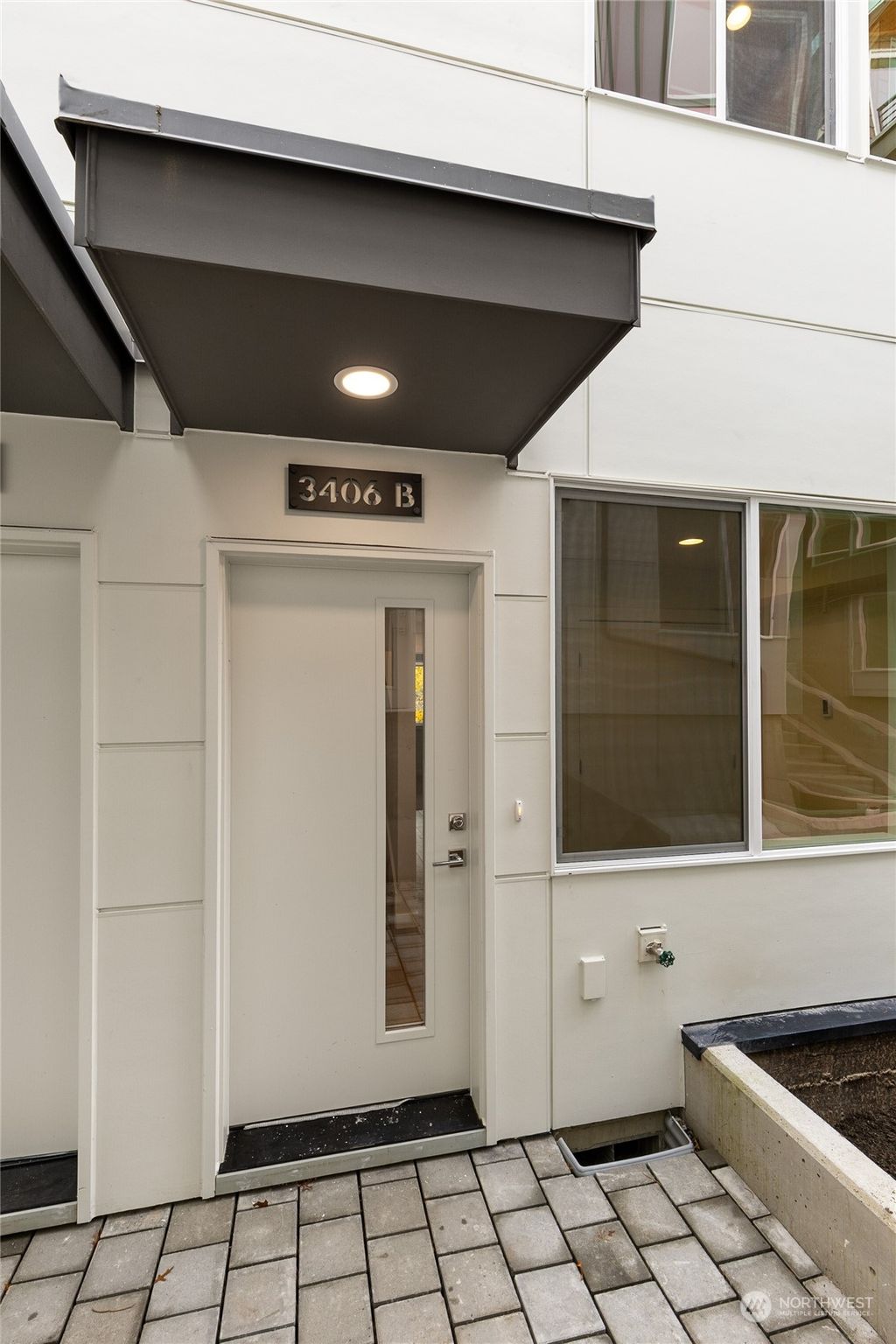 Photo of 3406 15th Avenue W #B, Seattle, WA 98119 (MLS # 2311112)