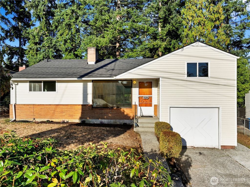Photo of 14857 Wallingford Avenue N, Shoreline, WA 98133 (MLS # 2431773)